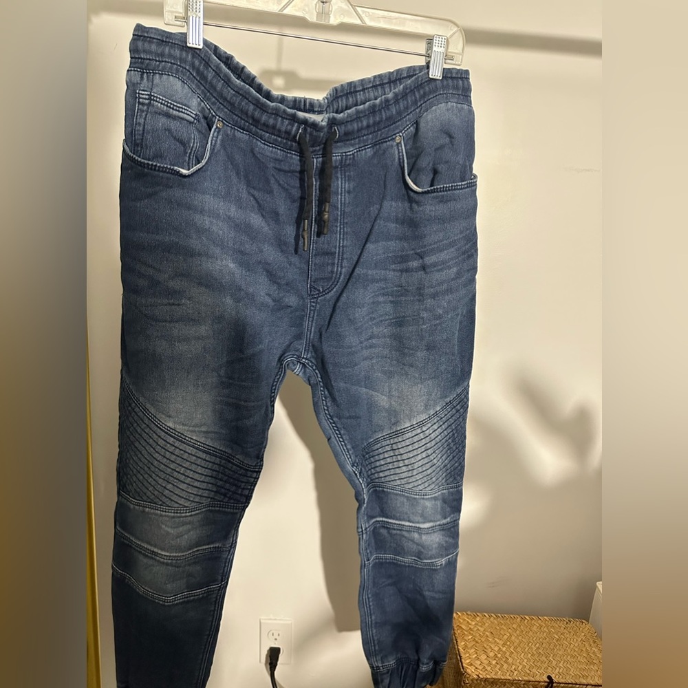 Zara max